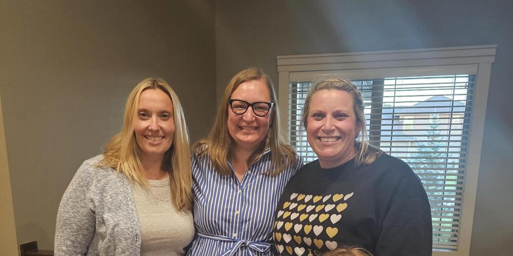 Immer noch ein gutes Team: Janine und ihre Gastschwestern beim Besuch in den USA2025.